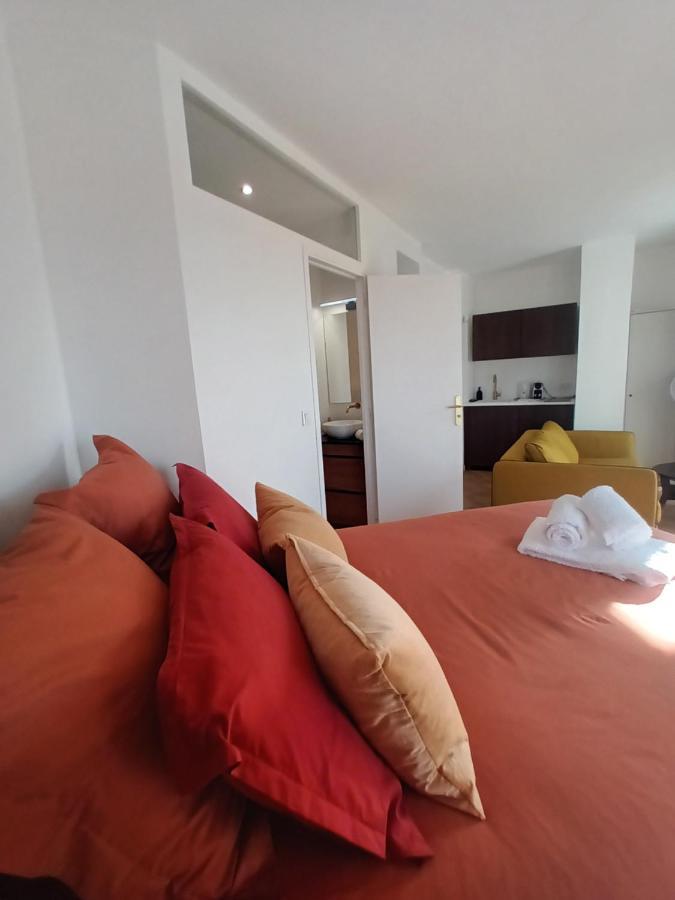 Paris Balcony Top Floor Room 외부 사진