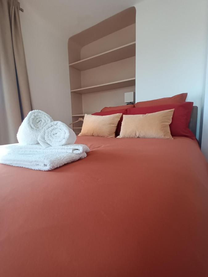 Paris Balcony Top Floor Room 외부 사진