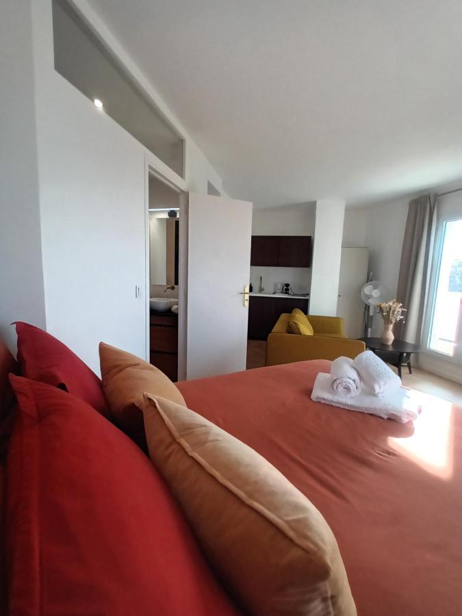 Paris Balcony Top Floor Room 외부 사진