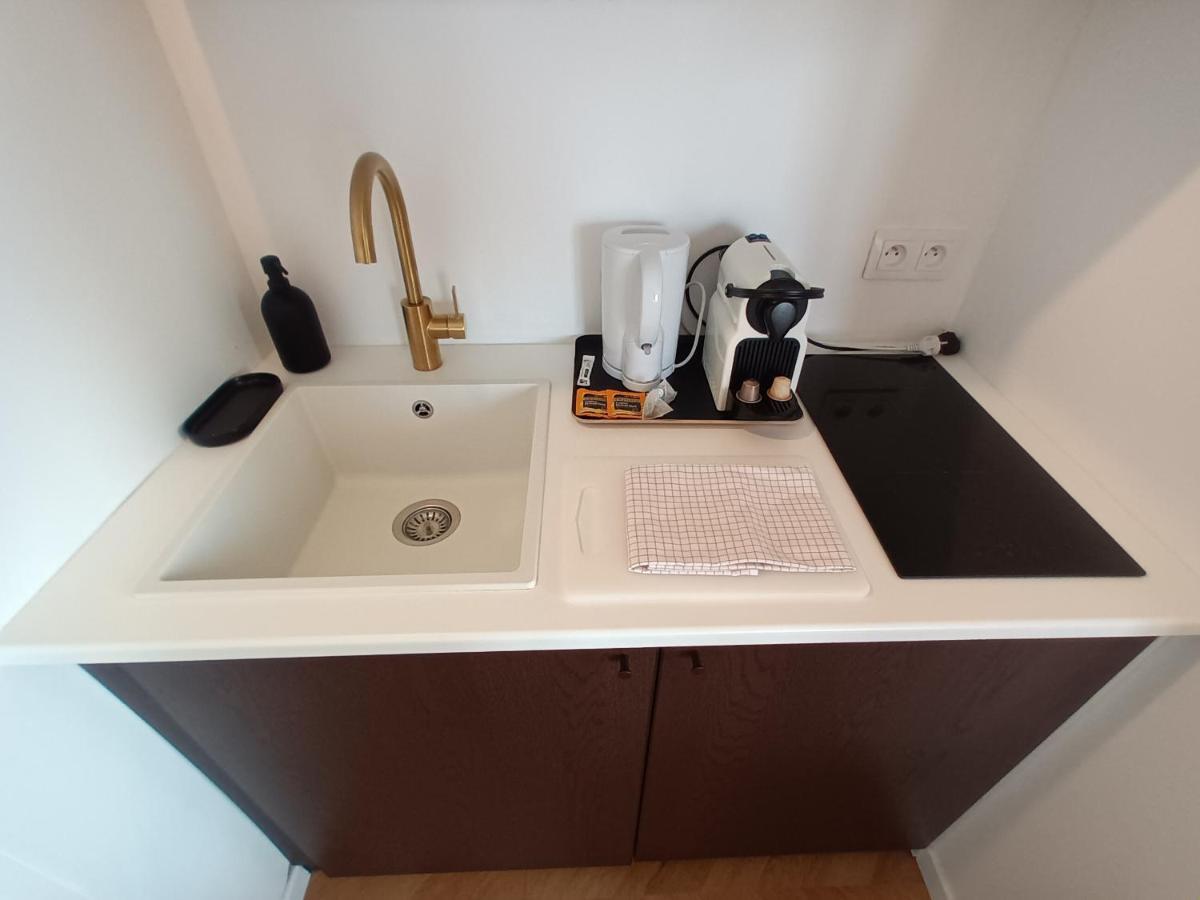 Paris Balcony Top Floor Room 외부 사진